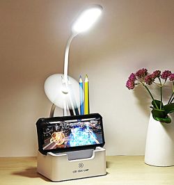 Zoross LED Schreibtischlampe mit Akku für 14,99 Euro