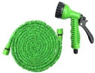 Flexibler und ausziehbarer Fesjoy Gartenschlauch mit 7,5, 15 oder 22,5m ab nur 8,99€