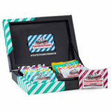 Fisherman’s Friend Friendship Selection – Geschenk-Box mit 12 Sorten für 20€ (statt 25€)