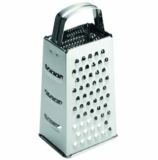 Fiskars Essential Vierkant-Reibe aus rostfreiem Stahl für 10,70€ (statt 16€) – Prime