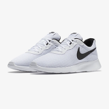 Nike Tanjun Herrenschuhe für nur 36,38€ inkl. Versand