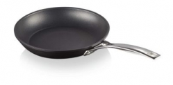 Le Creuset Aluminium Pfanne (flach, 24cm) für nur 63,94 Euro inkl. Versand